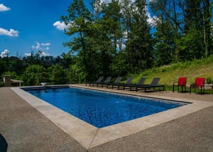 island-breeze-II-sapphire-blue G3-fiberglass-diving-board-red-chairs